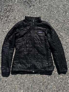 Patagonia Women's Nano Puff Jacket Black XS